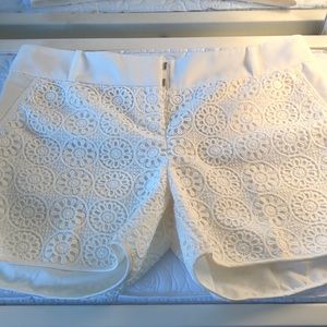 The Limited cream pattern tailored short
